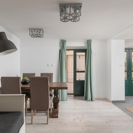 Apartment Coastal Villa 마카르스카 외부 사진