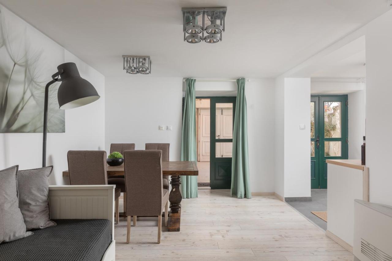 Apartment Coastal Villa 마카르스카 외부 사진